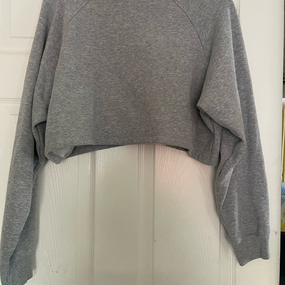Brand: Calvin Klein Performance Size: XL Color:Grey - Picture 2 of 2